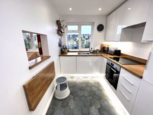 Photo 7- click for photo gallery